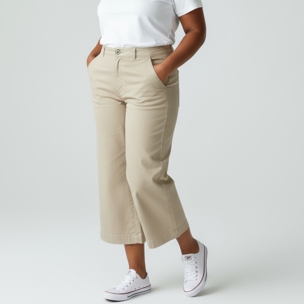 EVERLANE The Straight Leg Crop Short Pants Women Size 16‎ Beige Cotton Blend